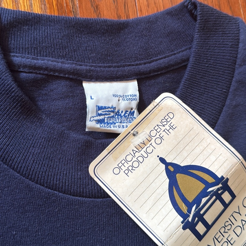 90’s University of Notre Dame Single Stitch Vintage T-Shirt - Picture 4 of 11